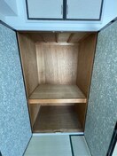  新栄ロイヤルハイツ