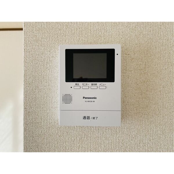 ※写真は同じマンションの違う部屋のものになります。 名鉄名古屋本線/東枇杷島駅 徒歩9分 1階 築27年