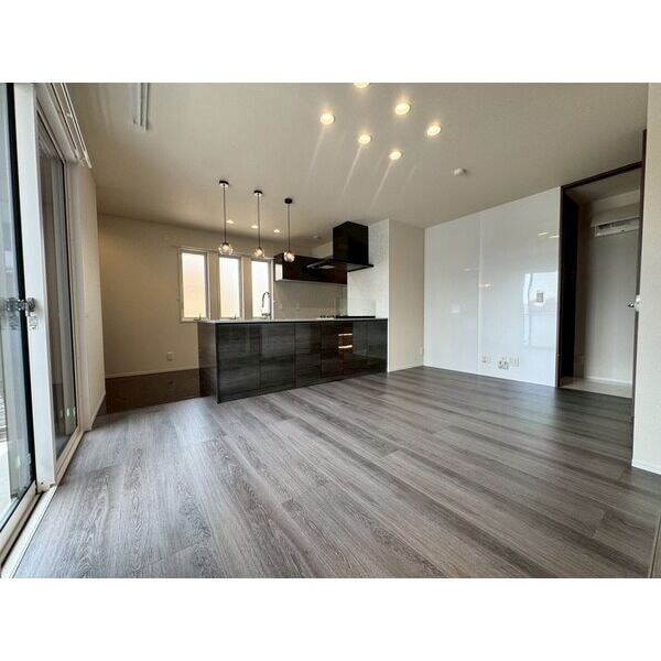  東海道本線/刈谷駅 徒歩13分 1階 1年未満