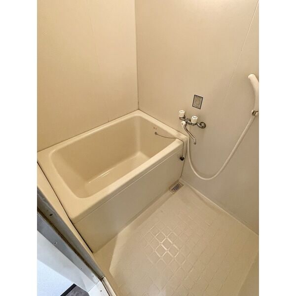  名鉄河和線/青山駅 徒歩6分 2階 築31年