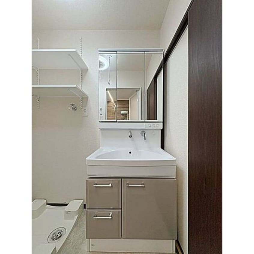  名古屋市営地下鉄東山線/本郷駅 徒歩13分 1階 築37年