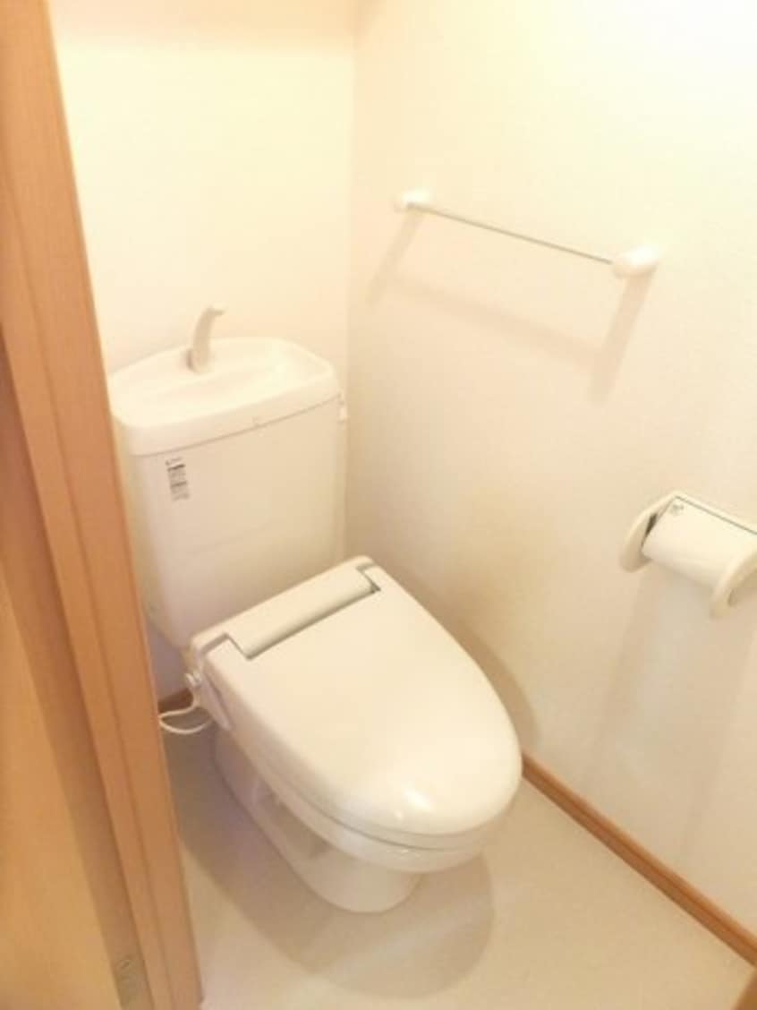 トイレもきれいです 名鉄名古屋本線/豊明駅 徒歩54分 2階 築16年
