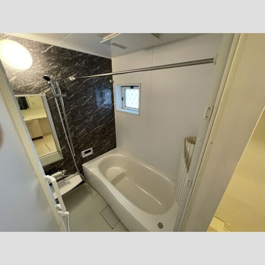  近鉄名古屋線/戸田駅 徒歩40分 1階 築8年