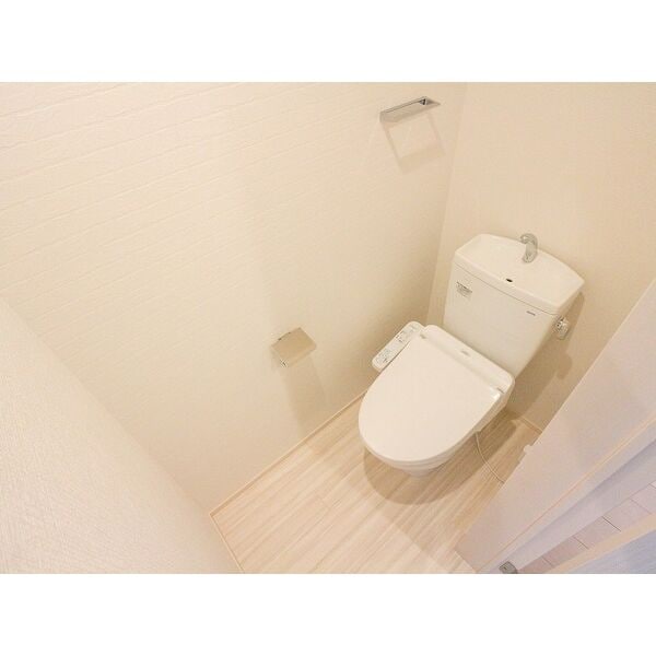  名鉄常滑線・空港線/豊田本町駅 徒歩4分 1階 築5年