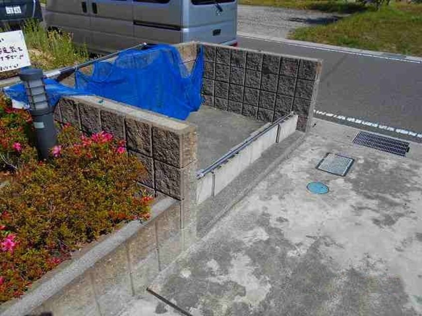  レオパレス緑が丘