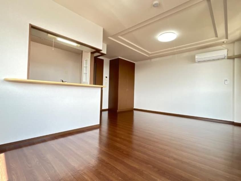 リビング ウイング清水山