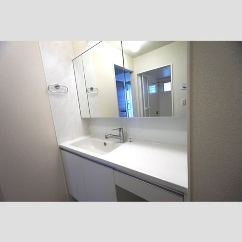  名鉄名古屋本線/一ツ木駅 徒歩6分 3階 築8年