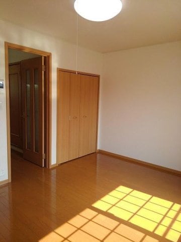 内装は落ち着いています ハレレア