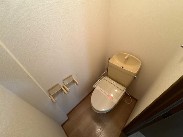 シャワー付トイレ エルカディアⅠ