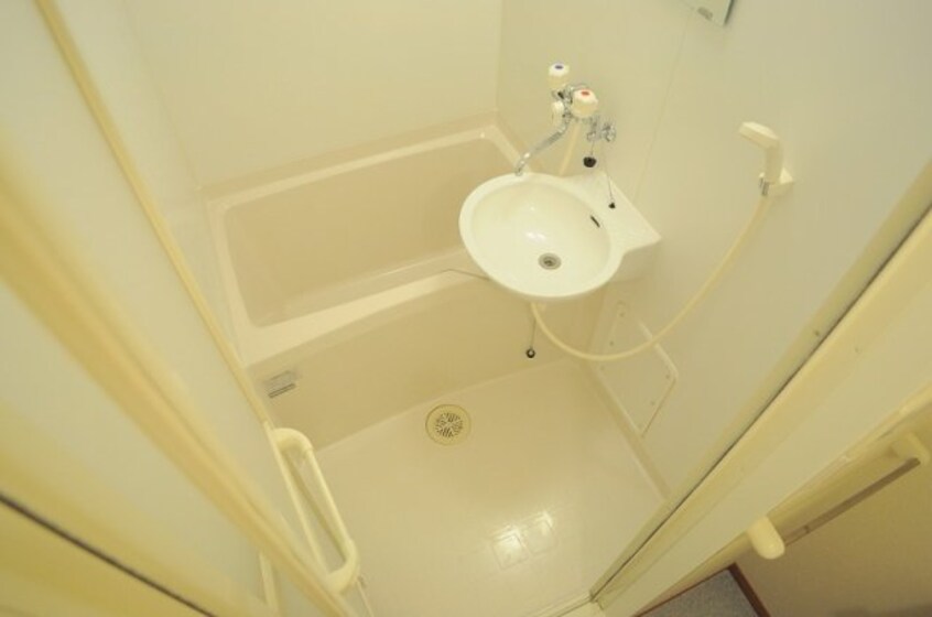  レオネクストセジュール