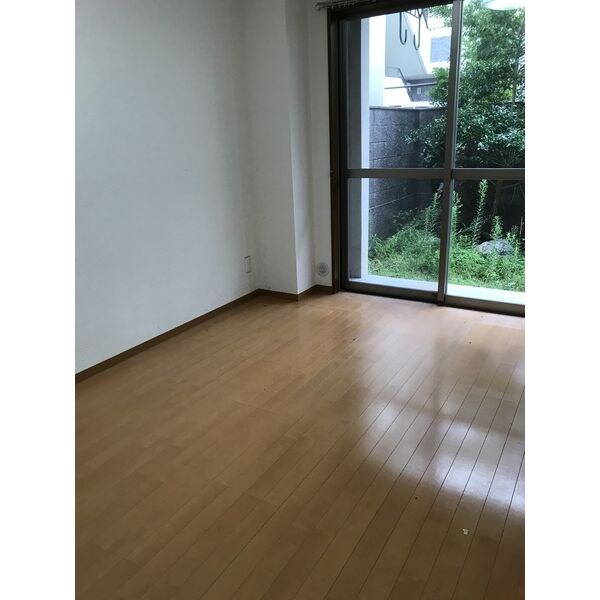  ゴールドパレス香流