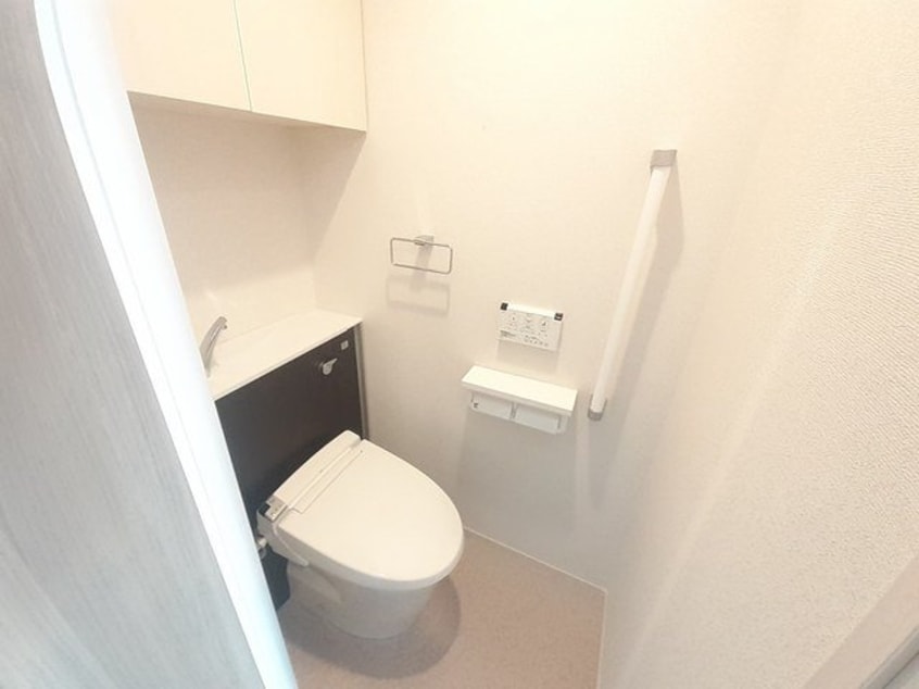 トイレもきれいです セイント野並