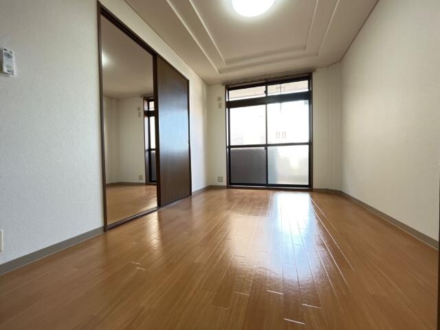 洋室 エトワール若草