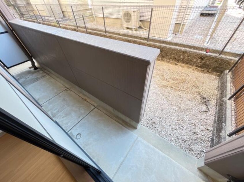 ベランダ エトワール若草