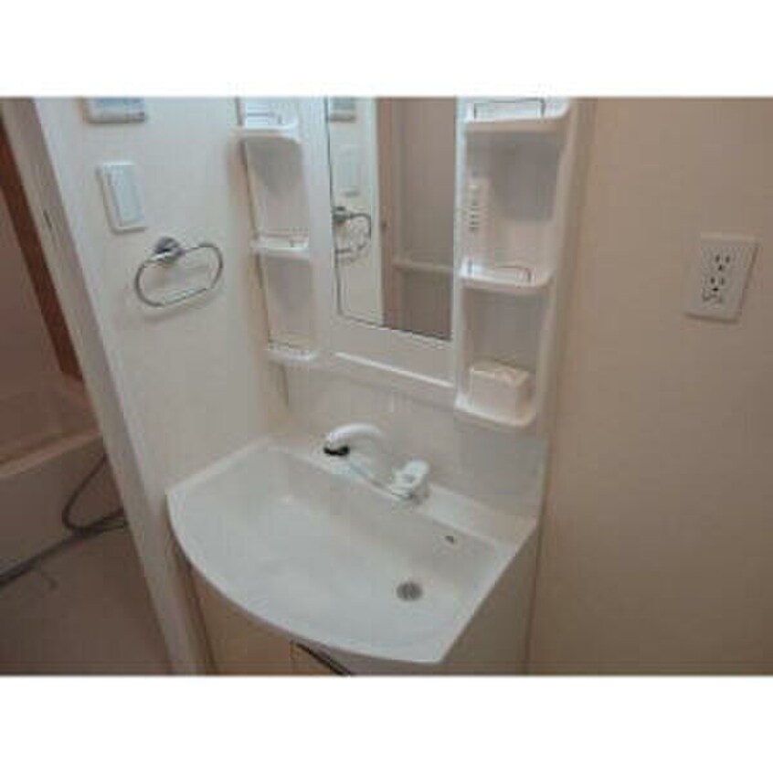  グランツ横須賀