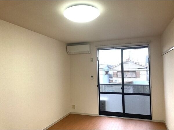  名古屋市営地下鉄鶴舞線/庄内緑地公園駅 徒歩7分 2階 築24年