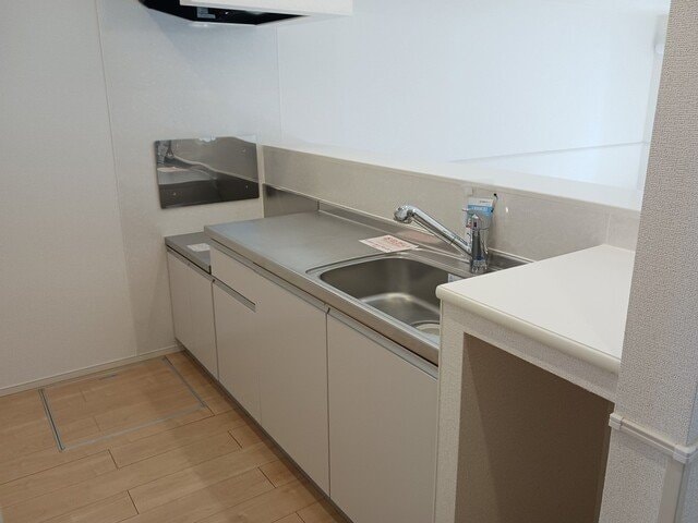  名古屋臨海高速鉄道<あおなみ線>/港北駅 バス20分南陽町下車:停歩6分 1階 築6年