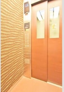  セレニティー大須