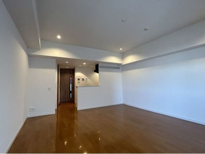 ※写真は同じマンションの違う部屋のものになります。 グラヴィス鶴舞