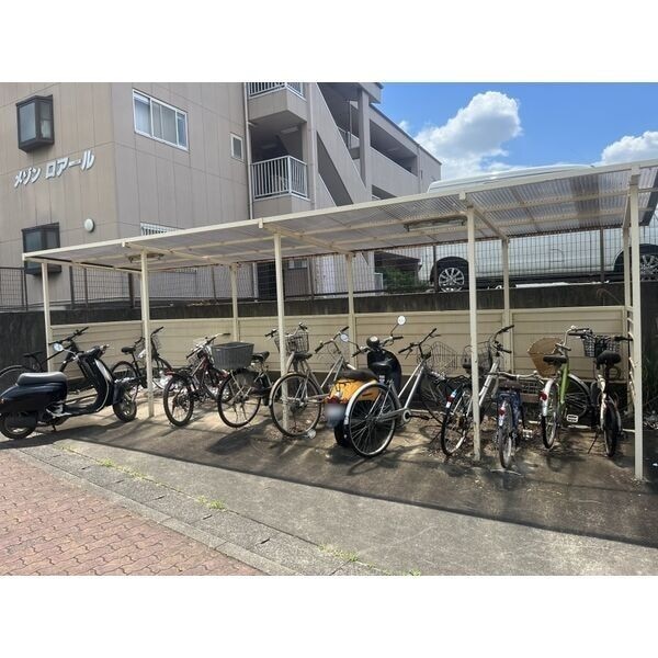  メゾンロアール