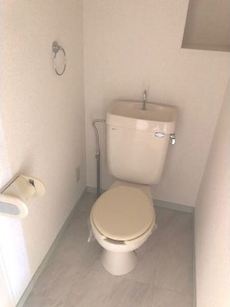  名古屋市営地下鉄東山線/高畑駅 徒歩27分 2階 築32年