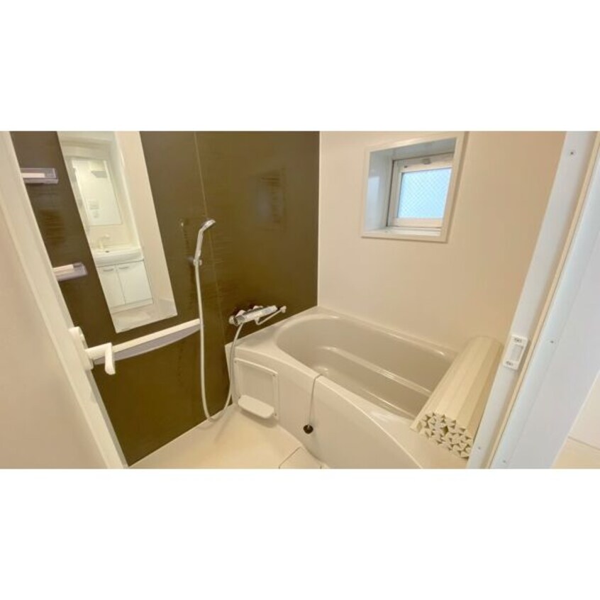  名古屋市営地下鉄東山線/亀島駅 徒歩5分 8階 築5年