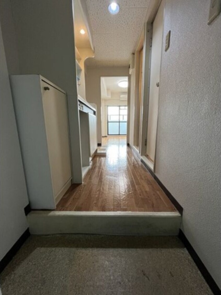  名古屋市営地下鉄鶴舞線/鶴舞駅 徒歩4分 1階 築30年