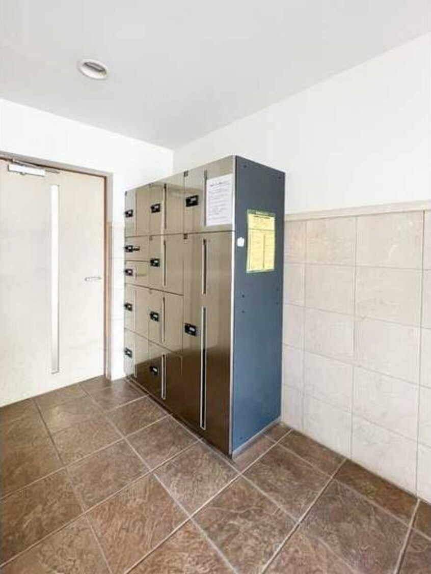  名古屋市営地下鉄名港線/六番町駅 徒歩2分 3階 築20年