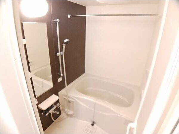  名古屋市営地下鉄桜通線/吹上駅 徒歩8分 4階 築11年