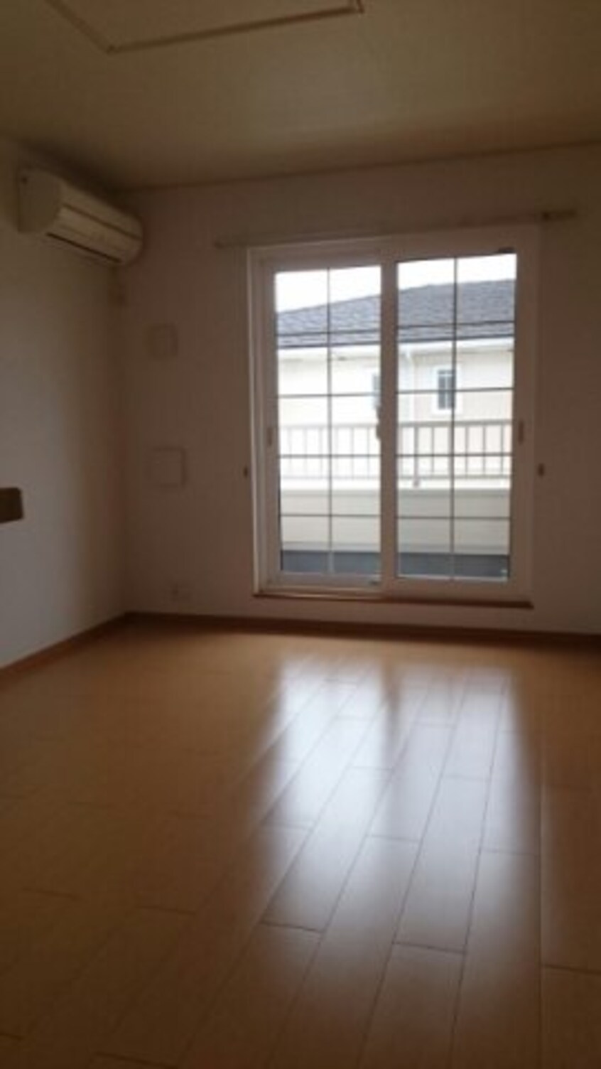  オレンジ　ハウス　Ｂ