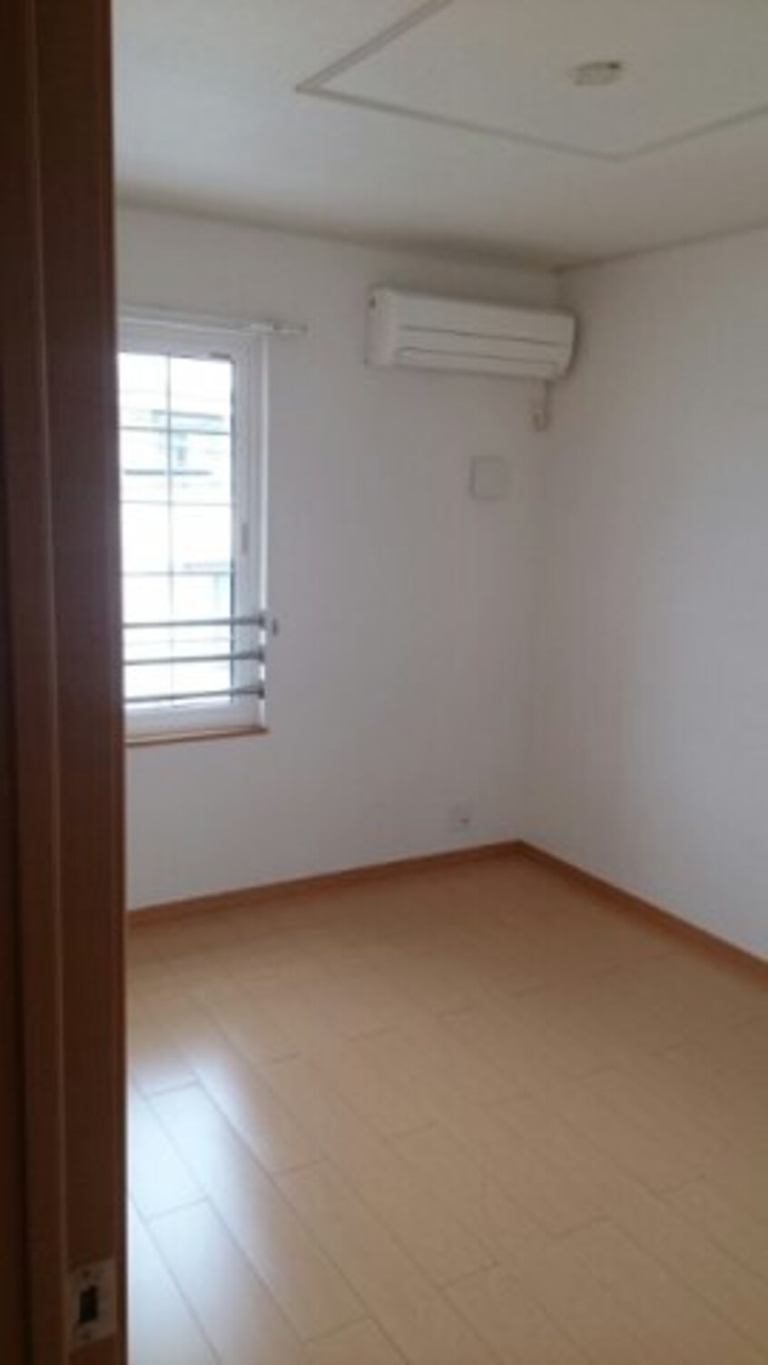  オレンジ　ハウス　Ｂ