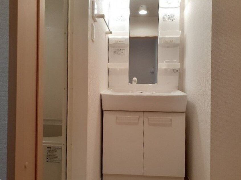  Ｄｉａ　Ｃｒａｎｅ　榮