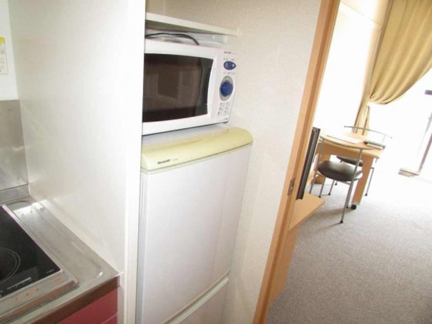  レオパレスソレイユ日比野