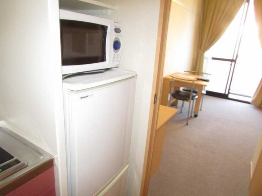  レオパレスソレイユ日比野