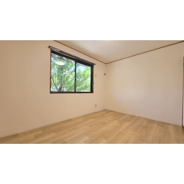  アルタ　ビスタ　B棟