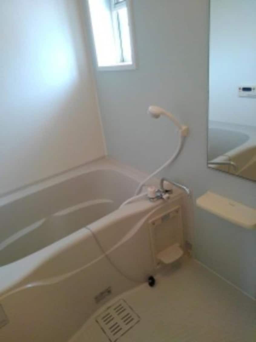 日々の疲れを癒すお風呂付です メゾン　ラダ－