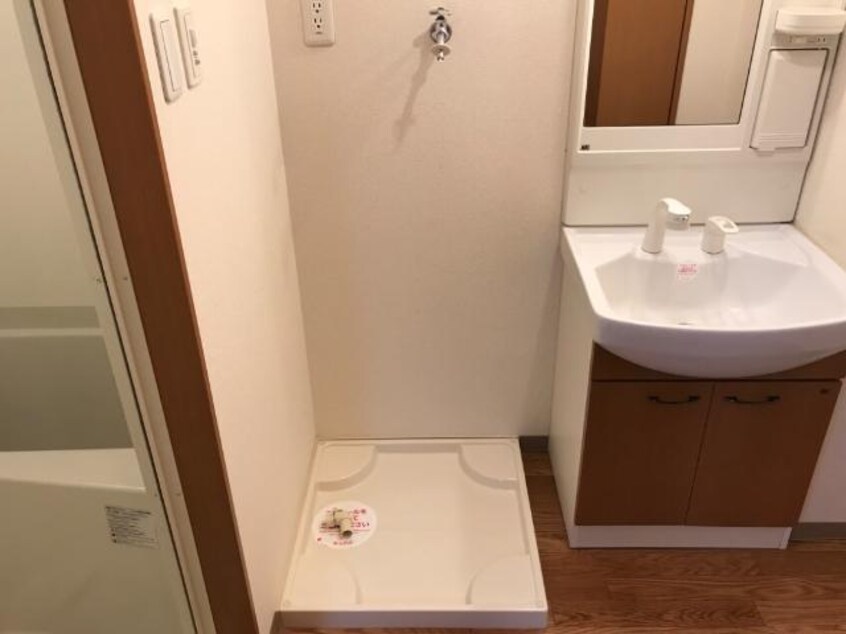 洗濯機置場 ラフィーネ