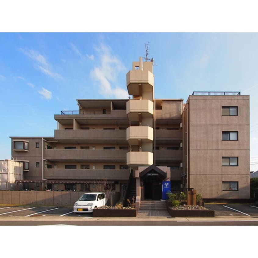  レアール島田