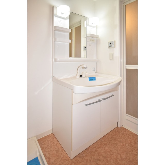  Gramercy Shirakawa Koen