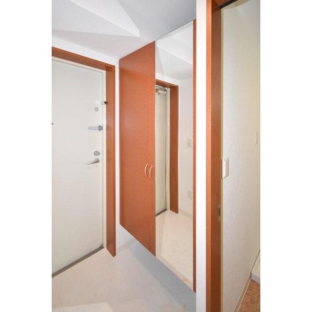  Gramercy Shirakawa Koen