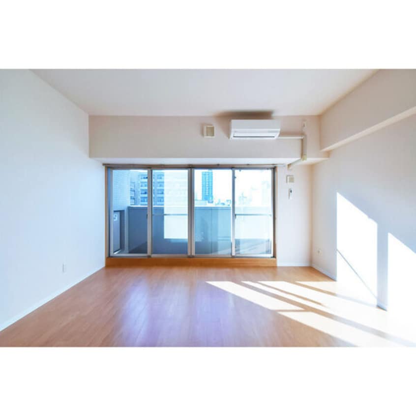  Gramercy Shirakawa Koen