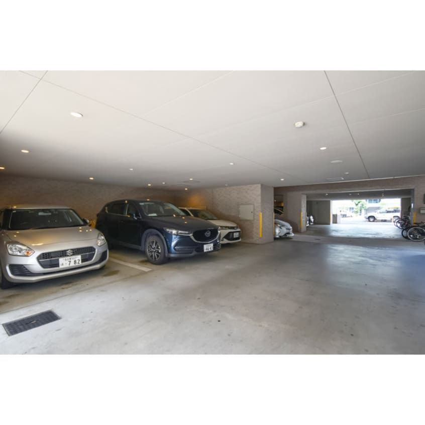  Gramercy Shirakawa Koen