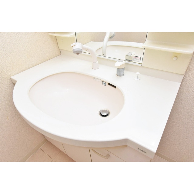  Gramercy Shirakawa Koen