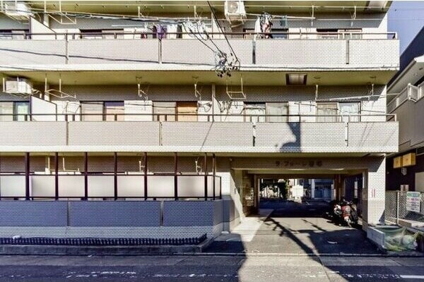  ラフォーレ岩塚