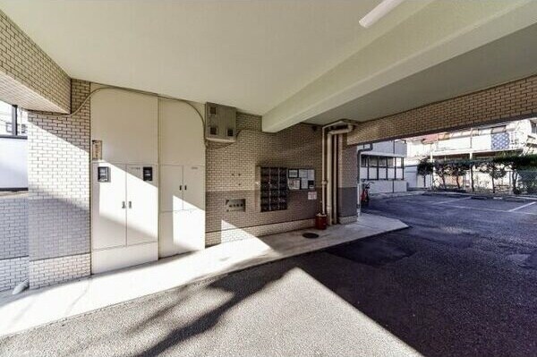  ラフォーレ岩塚