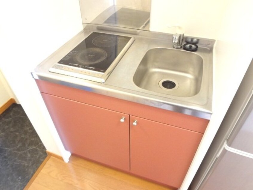  レオパレス鍋山