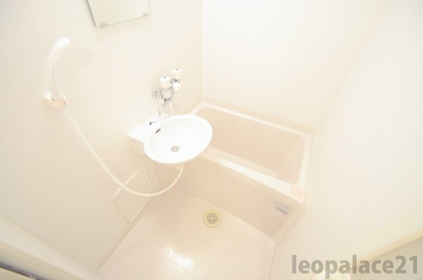 実際のお部屋と異なる場合がございます。 レオパレス鍋山