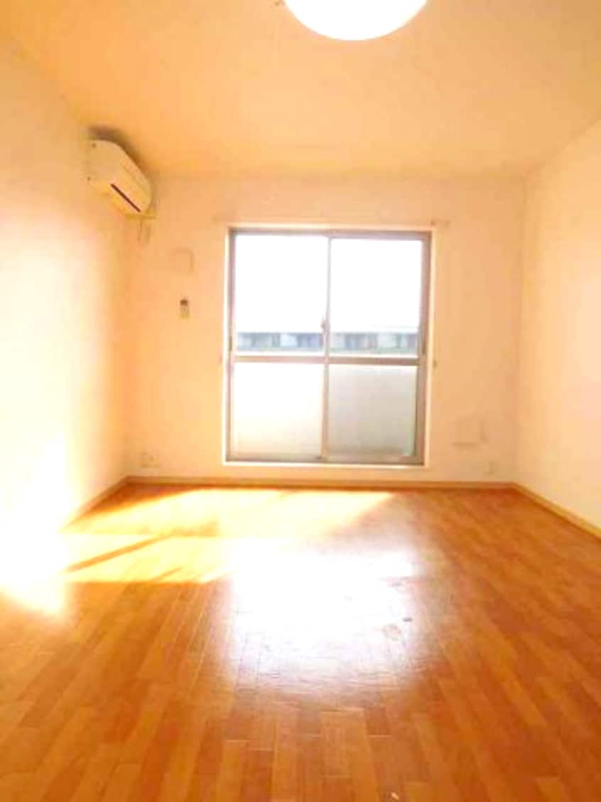 ゆったりとしたリビングです 名鉄名古屋本線/一ツ木駅 徒歩9分 1階 築16年