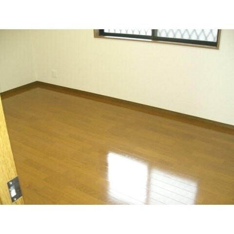  アンプルール リーブル QUATRE