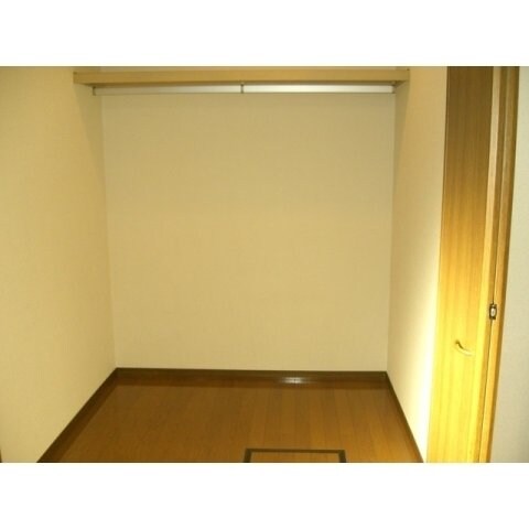  アンプルール リーブル QUATRE